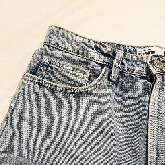 Refuge Denim Boyfriend Jean Shorts Size 7 Distressed - Picture 5 of 16